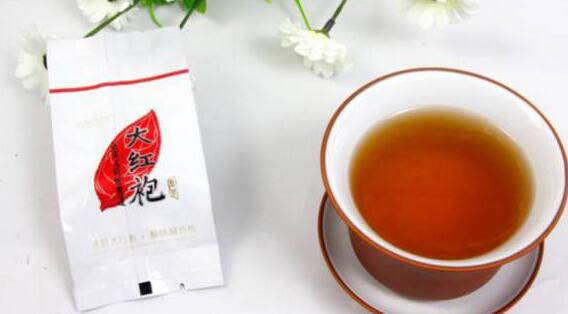 武夷岩茶属于什么茶：属于乌龙茶