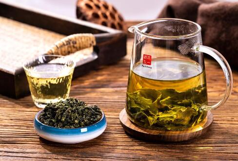铁观音是红茶还是绿茶：属于乌龙茶类